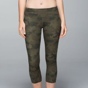 Lululemon Run Inspire Crop II Size 4